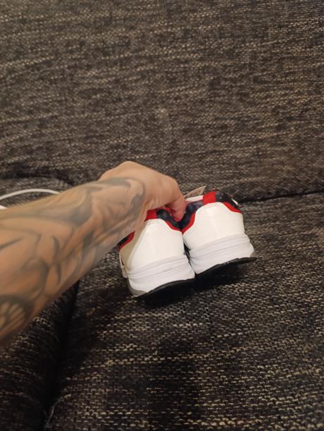 Pokémon pikachu tenisky, 31