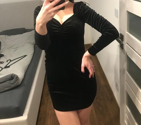 Semišové šaty, 38