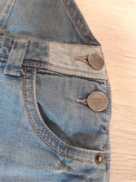 Riflové kraťasy na traky, c&a,140