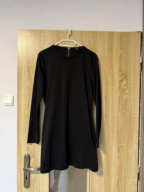 Čierne šaty, sinsay,s