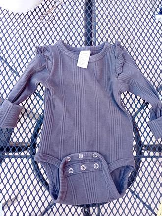 Rebrované rastúce tmavo sive body h&m, h&m,62