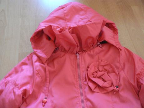 Dievčenská bunda, 146