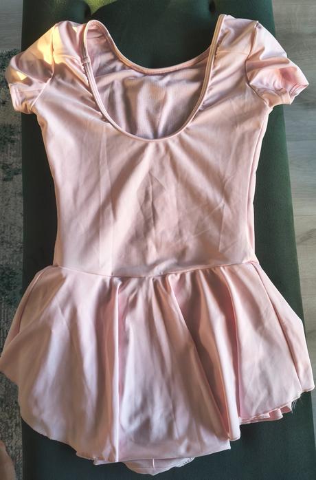 Baletný trikot so sukničkou, 134