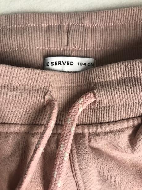 Teplaky 134, reserved,134