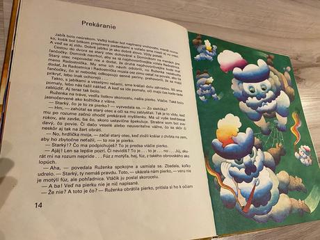 Krásna retro kniha pristátie na bielosienke,