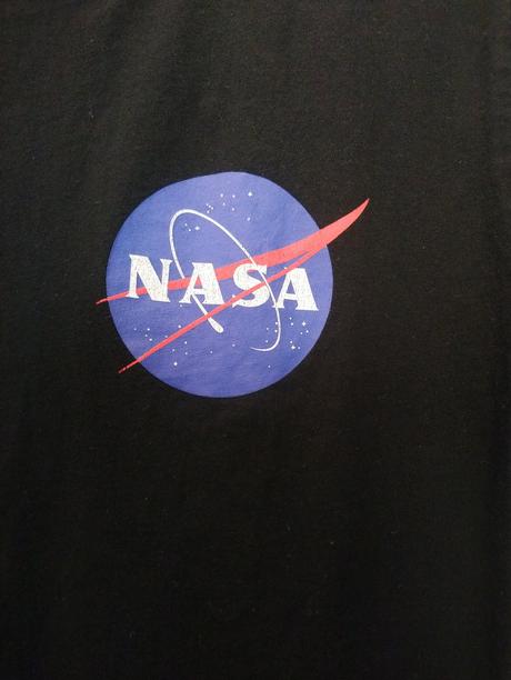 Pánske čierne tričko s motívom nasa, h&m, l, h&m,l