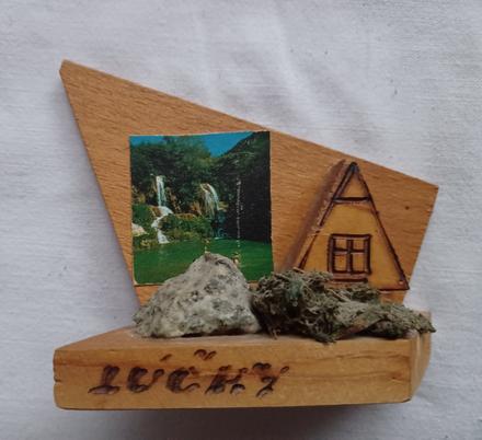 Veĺmi starý suvenír  lúčky, 