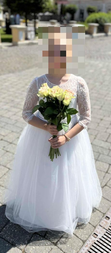 Šaty na prvé sväté prijímanie, 146