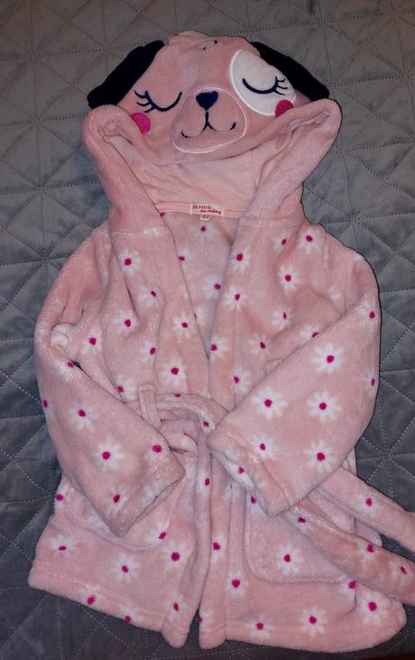 Krásny mäkkučký župan, 98