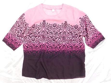 Velmi pekna bluzka, 50