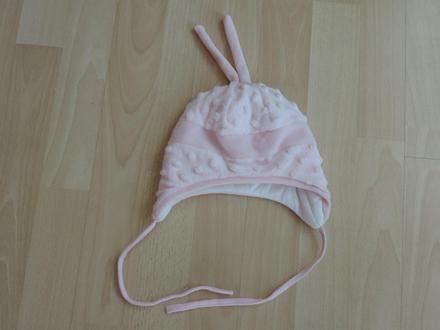 Dievčenská čiapka, 62