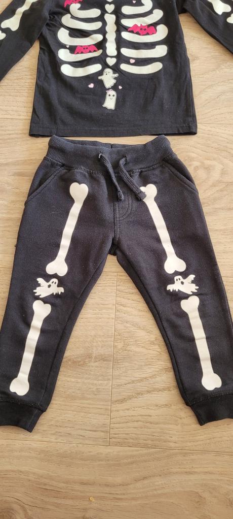 Kostym kostra, vel. 92, 