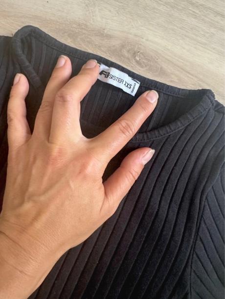 Vrubkovany top s maslickou, new yorker,32