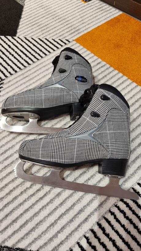 Damske korcule roces, 38