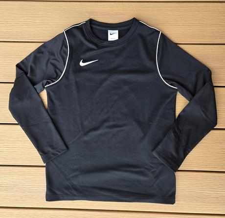 Zateplené chlapčenské čierne tričko s dlhým rukávo, nike,146