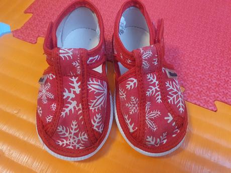 Wanda papucky, wanda,20