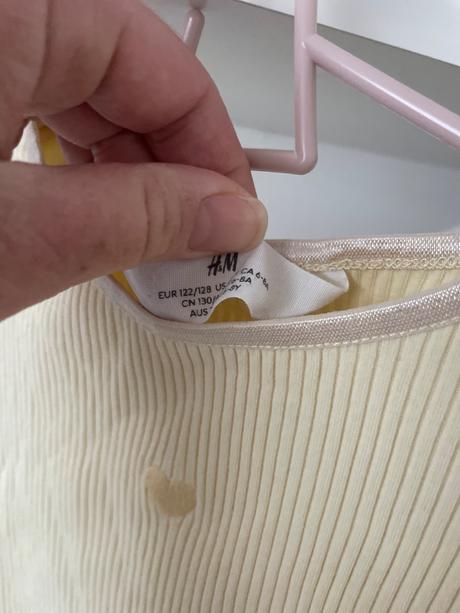 Rebrovane tricka, h&m,122