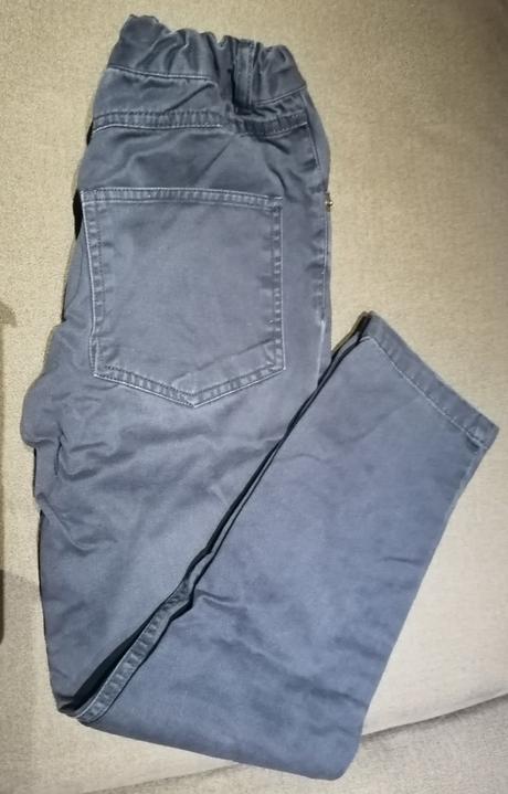 Tmavomodré rifle, 140