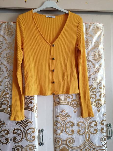 Vrúbkovaný sveter, zara,s