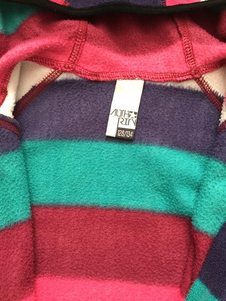 Mikina, authority,128