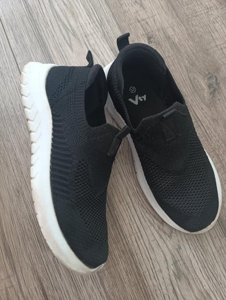 Slip on vsuvky 32, deichmann,32