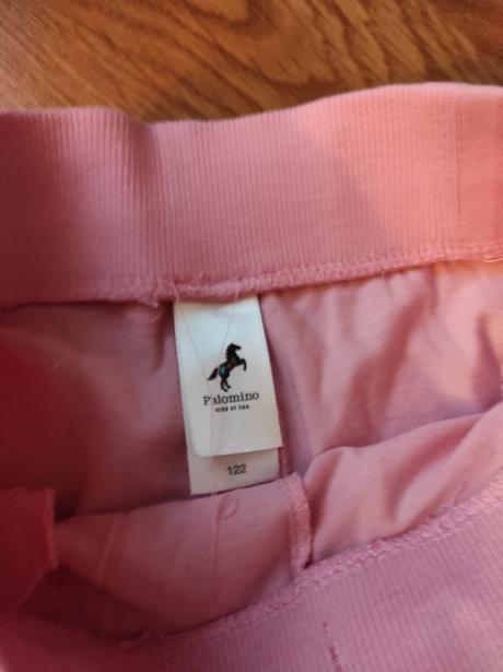 Tristvtove kraťasy, palomino,122