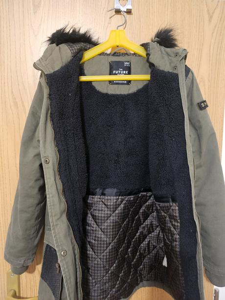 Teplá kožušinová bunda 152 darujem, reserved,152