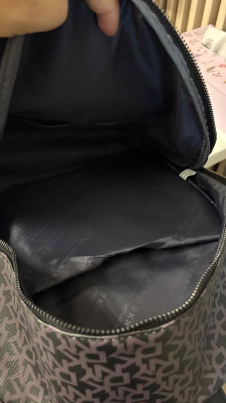 Väčší ruksak zn. dkny, dkny