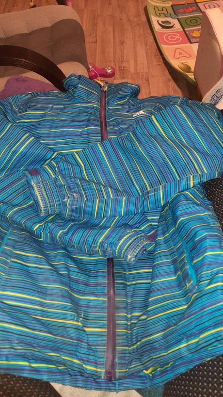 Lyžiarska bunda, 152