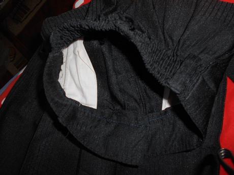 Chlapčenský oblek, 98