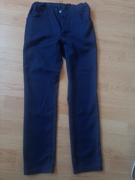 Chlapčenské nohavice, 152