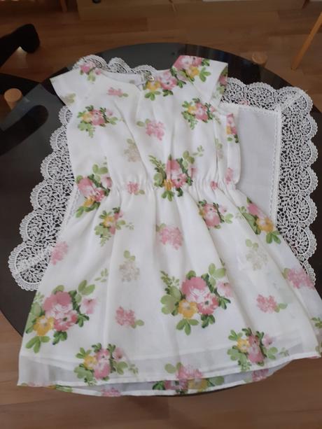 Krasne kvietkovane satocky pre 4rocne dievcatko, original marines,110