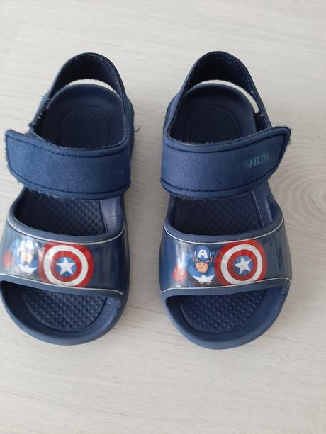 Sandálky vel.24, 24