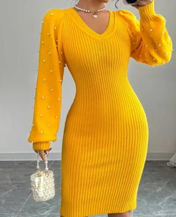 Svetríkové šaty s perličkami, m