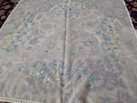 Jemný  romantický obrúsok, 