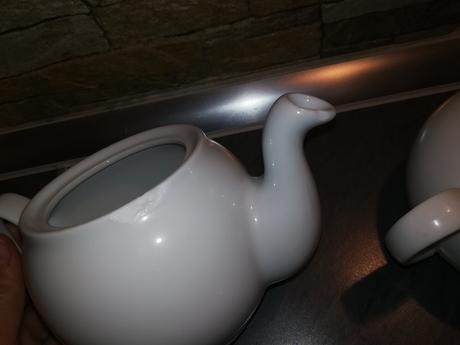 2x cajnik, 1x cukornicka, 