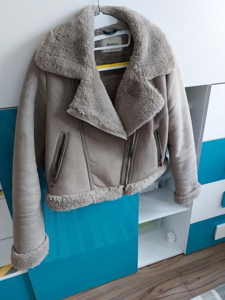 Zimný kabátik, stradivarius,s