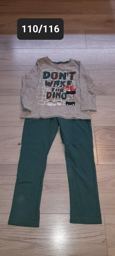 Pyžamá pre chlapca, 104–116