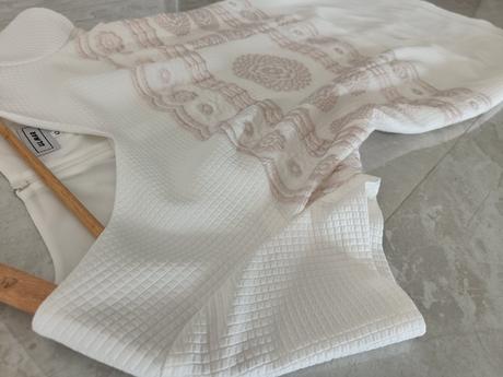 Púzdrové šaty zn. ulmar, 42