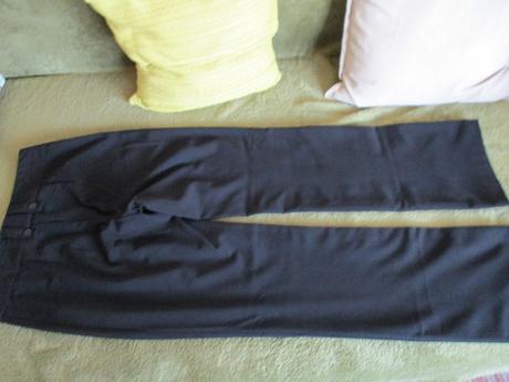 Klasické čierne nohavice, široké, 36