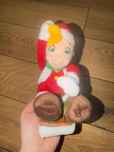 Vianočný plyšový škriatok, 