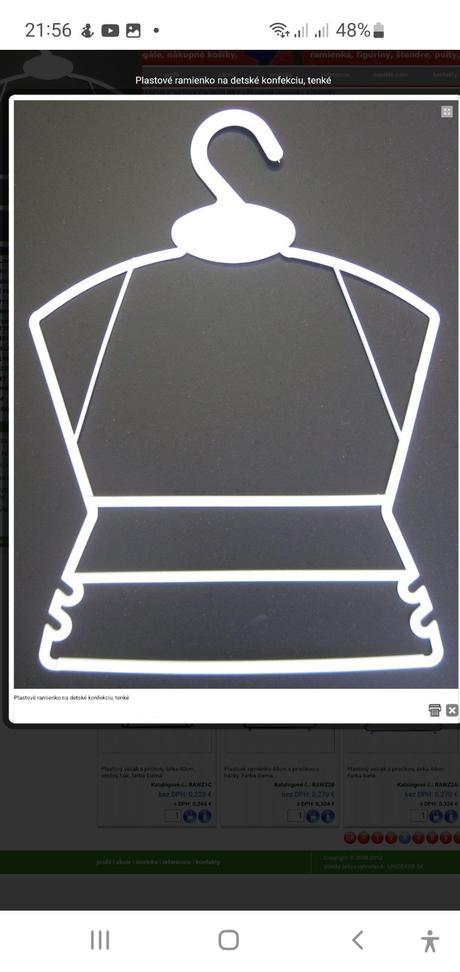 Vešiaky pre bábätkovské oblečko, 