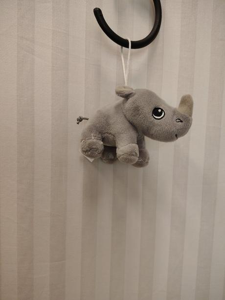 Plyšový nosorožec, kinder maxi ferrero, vud28, 