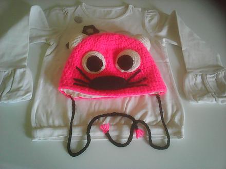 Nadherny top + darcek ciapocka, 92