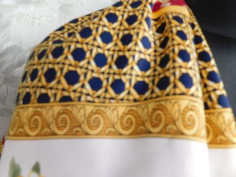 Kvalitná elegantná šatka, l