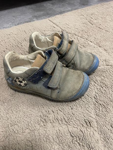 Kožené prechodne topánky, 25