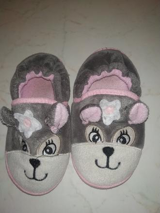 Papuče s myškou, 28