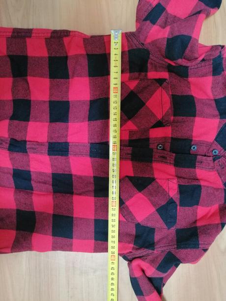 Károvaná košeľa, 152