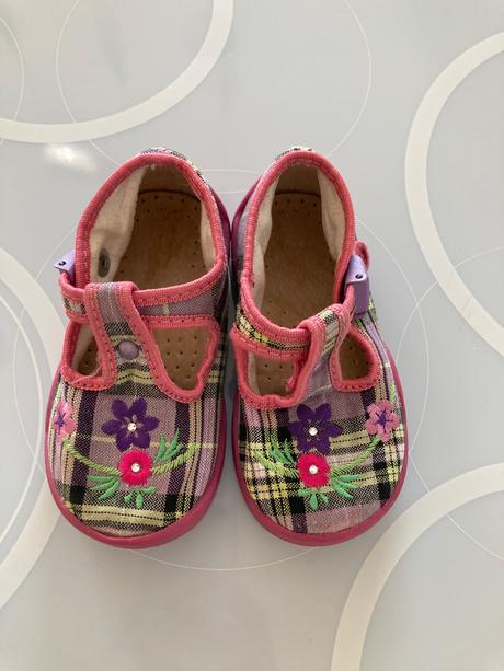 Papuče, kornecki,20