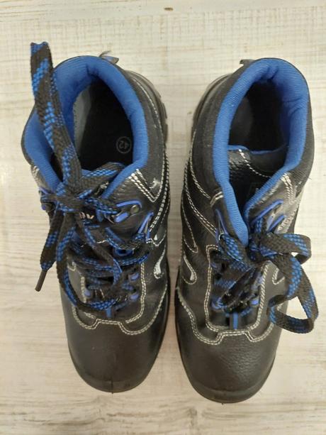 Bezpečnostná pracovná obuv, 42